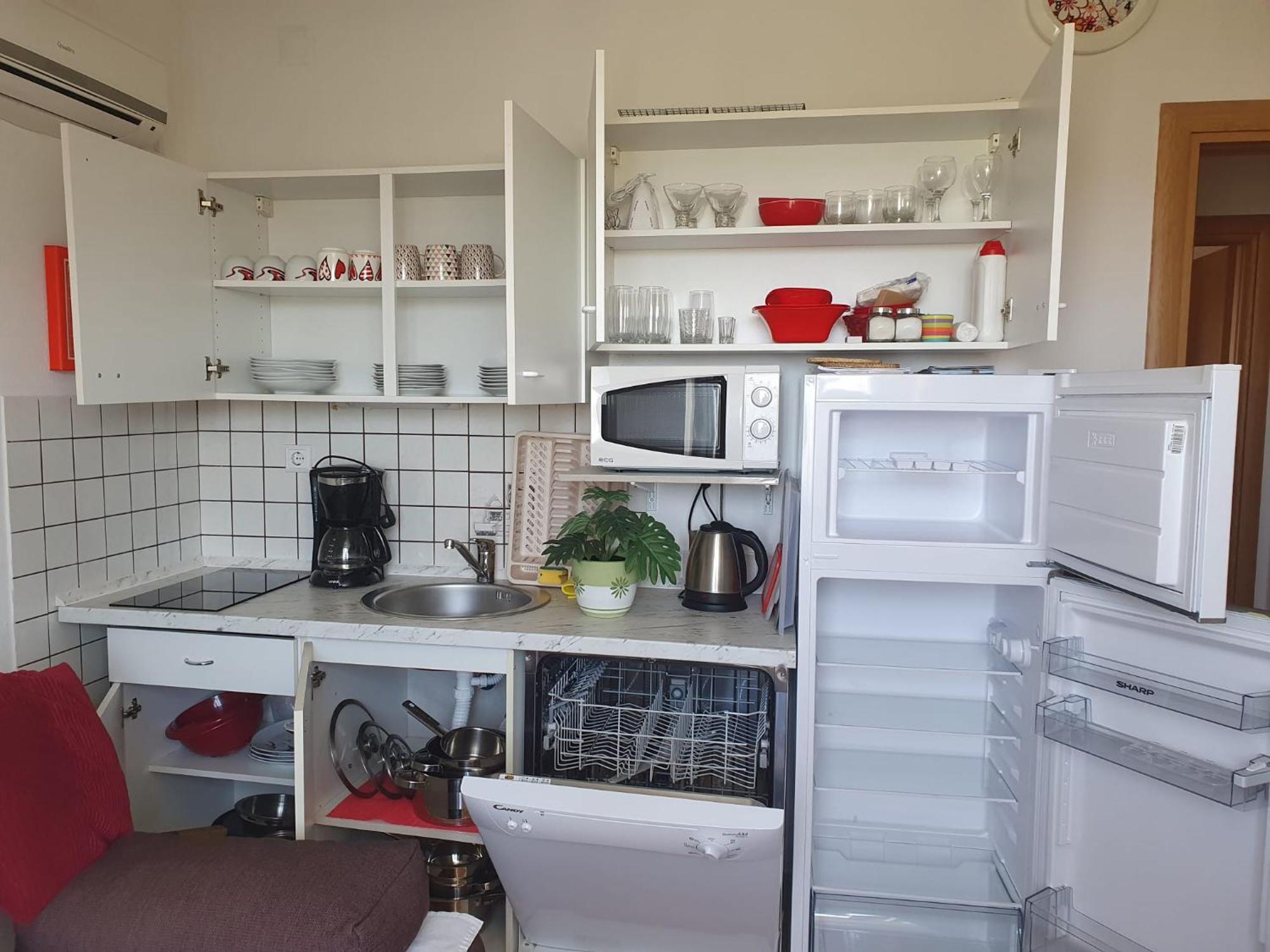 Apartmani Villa Lilliana Tribunj  Bagian luar foto